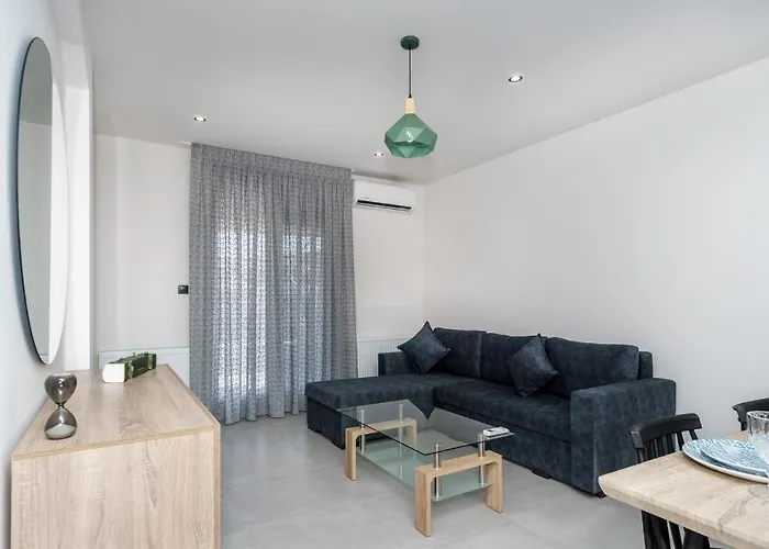 C.9 Ivy City_center Apartment